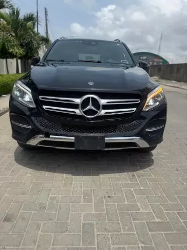 Mercedes-Benz C 350
