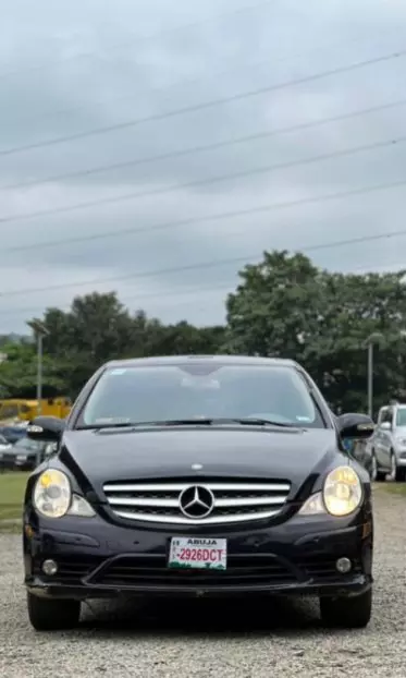 Mercedes-Benz R 350