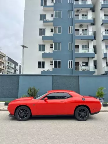 Dodge Challenger