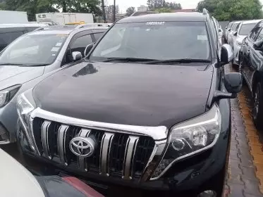 Toyota Landcruiser Prado