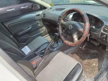 Nissan Advan
