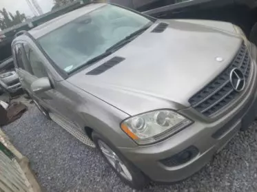 Mercedes-Benz ML 350
