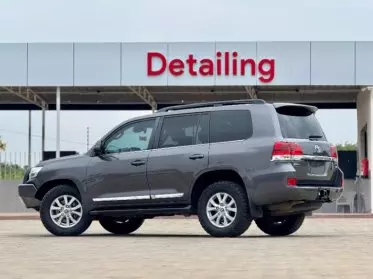 Toyota Landcruiser  V8