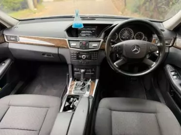 Mercedes-Benz E 250