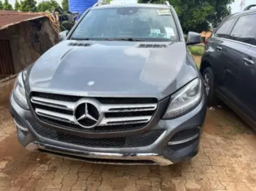 Mercedes-Benz GLE 350