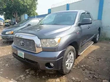 Toyota Tundra