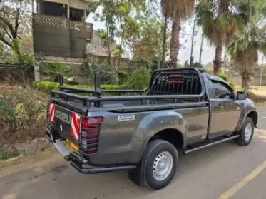 Isuzu D-Max