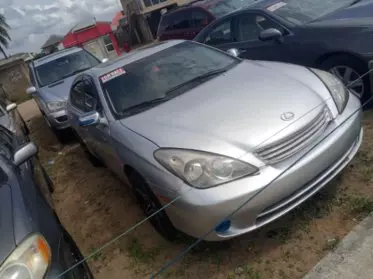 Lexus ES 300