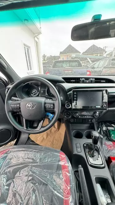 Toyota Hilux