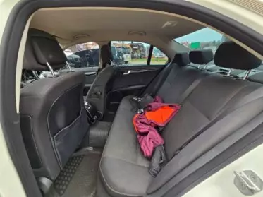 Mercedes-Benz C200