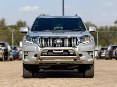 Toyota Land Cruiser Prado VX.L