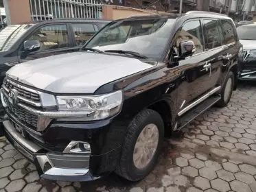Toyota Land Cruiser GXR