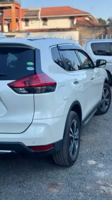 Nissan X- trail