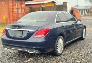 Mercedes-Benz C 300