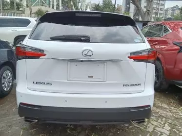 Lexus NX 200T