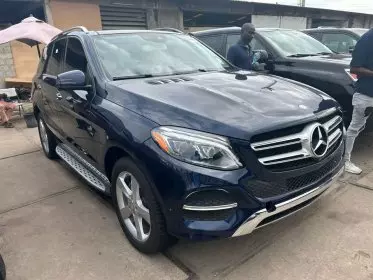 Mercedes-Benz GLE 350