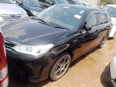 Toyota Fielder hybrid 