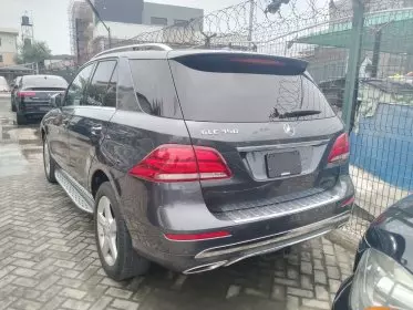 Mercedes-Benz GLE 350