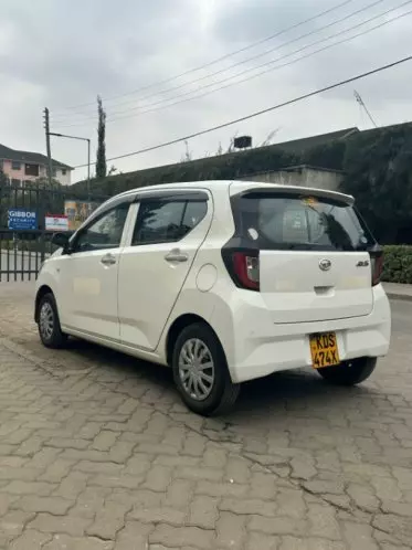 Daihatsu Mira 