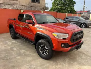 Toyota Tacoma