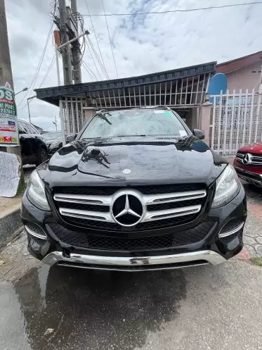 Mercedes-Benz GLE 350