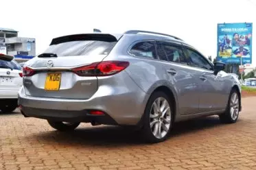 Mazda Atenza 
