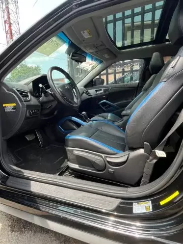 Hyundai Veloster