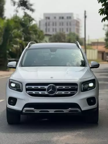 Mercedes-Benz GLB 250