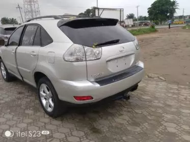Lexus RX 330