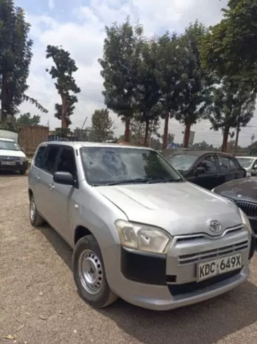 Toyota Succeed