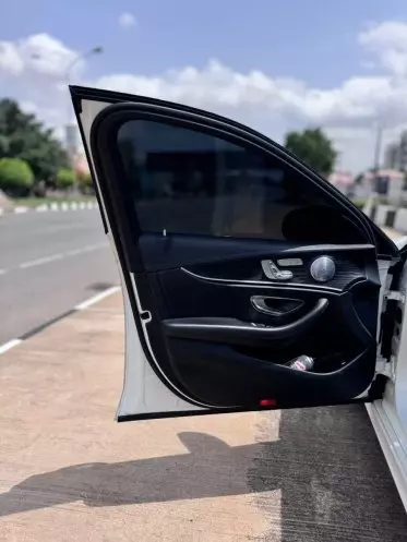 Mercedes-Benz E 43 AMG