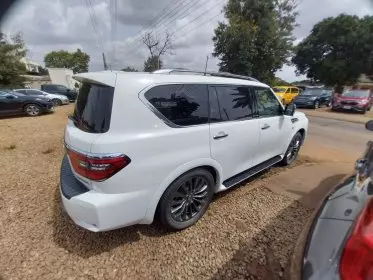 Nissan Armada