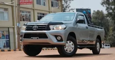 Toyota Hilux Revo 