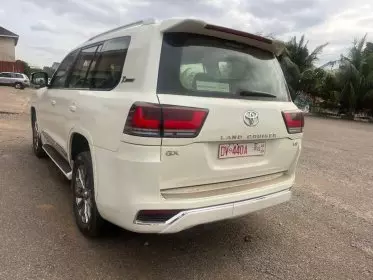 Toyota Landcruiser  V8