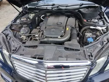 Mercedes-Benz E250