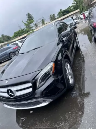 Mercedes-Benz GLA 250