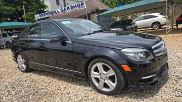 Mercedes-Benz C 300