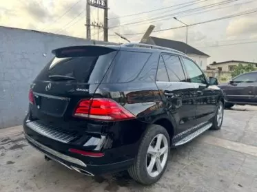 Mercedes-Benz GLE 350