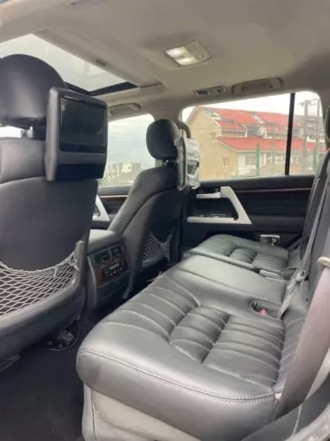 Toyota Landcruiser  V8
