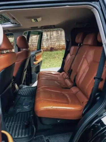 Lexus LX 570