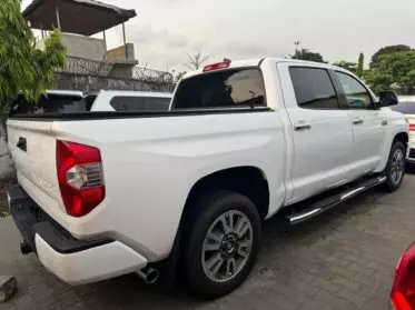 Toyota Tundra