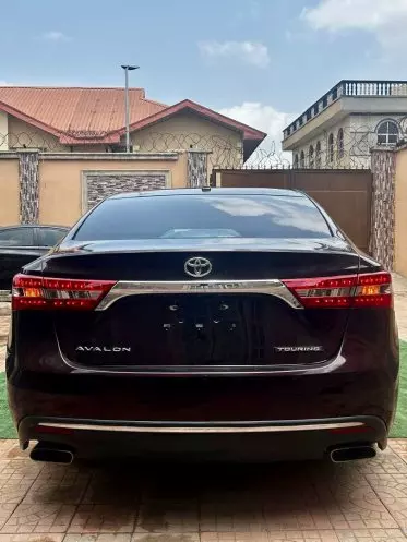 Toyota Avalon