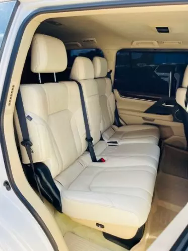 Lexus LX 570