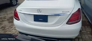 Mercedes-Benz C 300