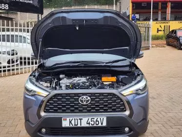 Toyota Corolla Cross (High Grade)