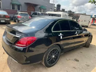 Mercedes-Benz C 300