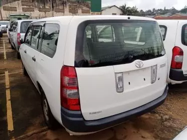 Toyota Succeed