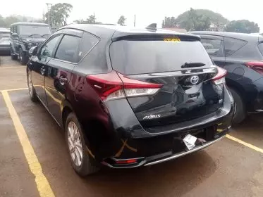 Toyota Auris Hybrid