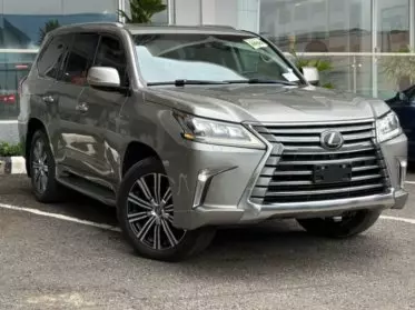 Lexus LX 570