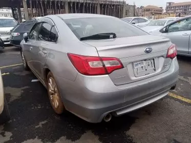 Subaru Legacy B4